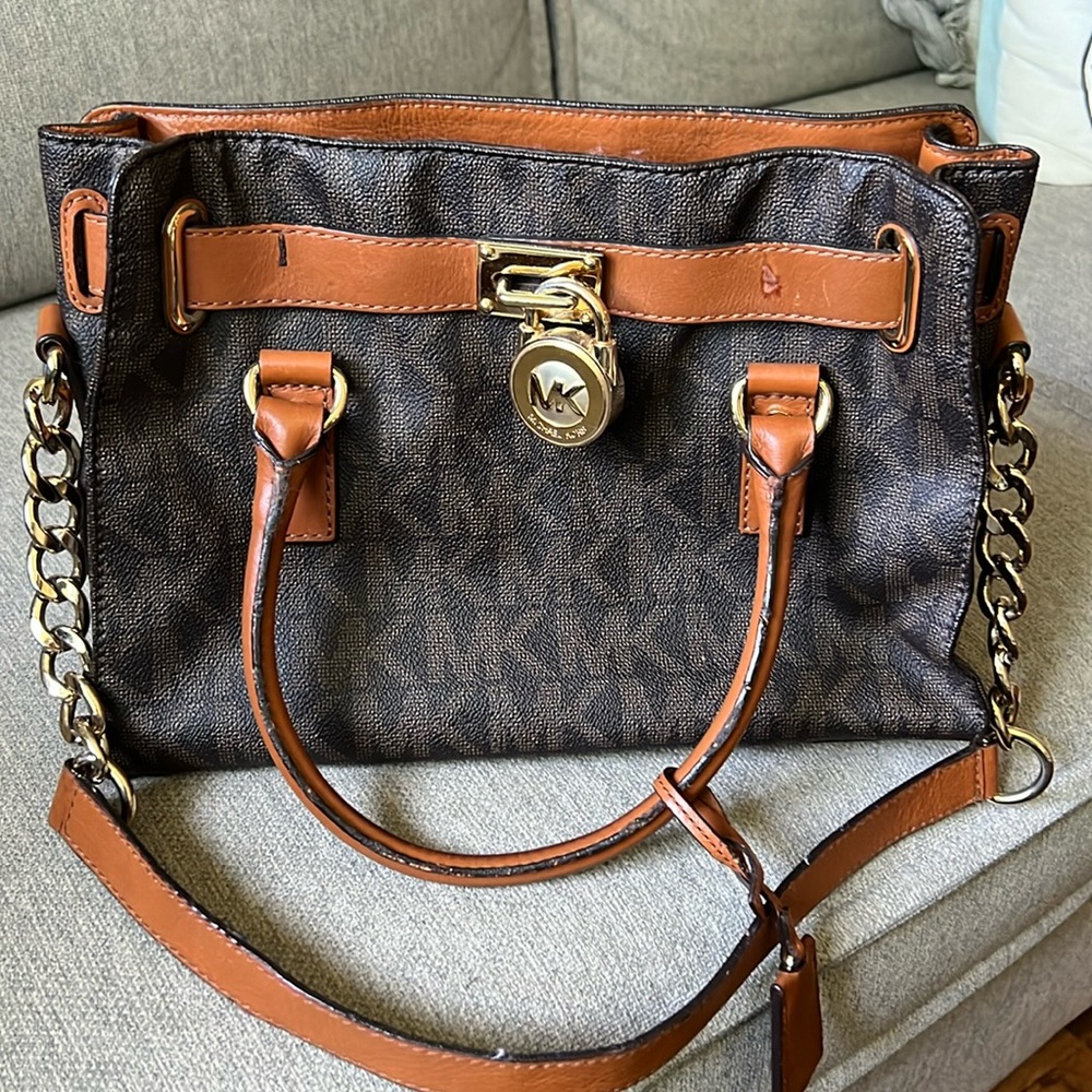 Michael Kors, hand bag, gold chain detail on shoulder strap, loop handle bag